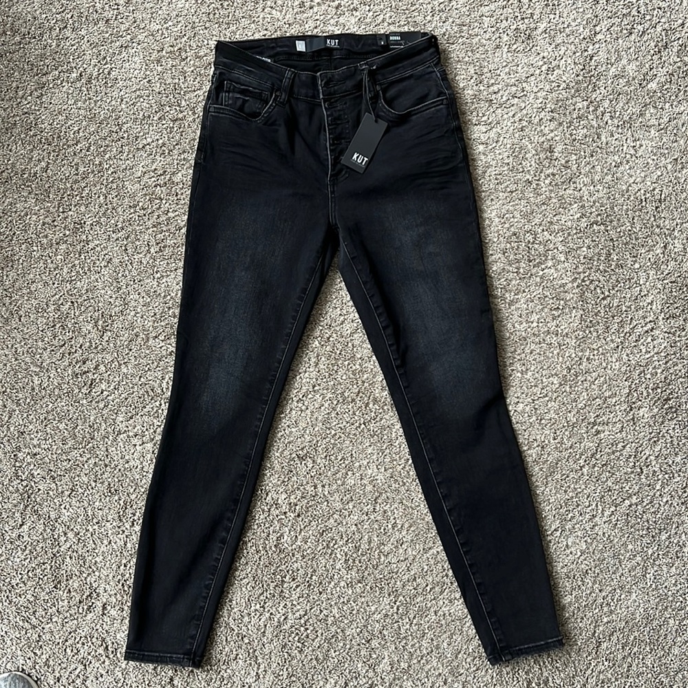 Kut Donna high rise ankle skinny Jean. Button fly. Unworn.  Tags attached.